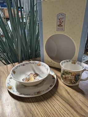 NWT Royal Doulton Classic Pooh Child’s Dish Set Vintage